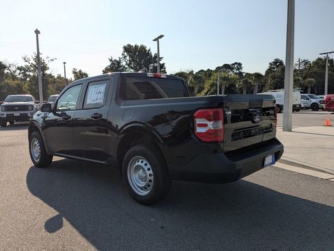 New 2025 Ford Maverick XL image 6