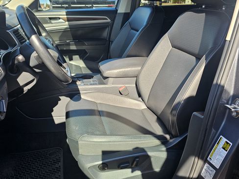 Used 2021 Volkswagen Atlas SE FWD image 30