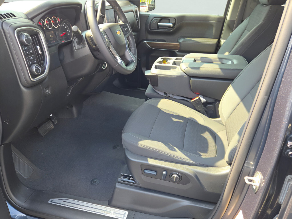 Certified 2022 Chevrolet Silverado 1500 LT AWD/4WD image 27