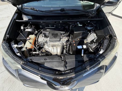 Used 2016 Toyota RAV4 LE FWD image 19