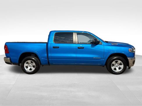 Used 2025 RAM 1500 Big Horn AWD/4WD image 7
