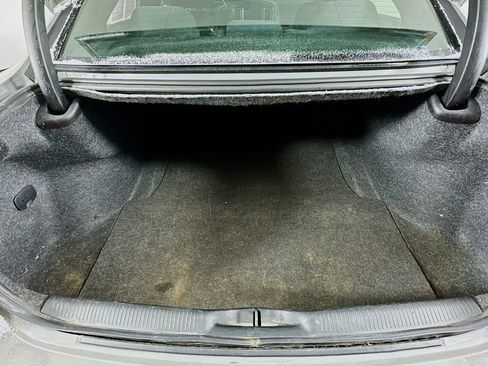 Used 2017 Dodge Charger SXT image 31