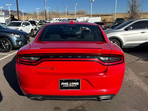 Used 2022 Dodge Charger SXT image 9