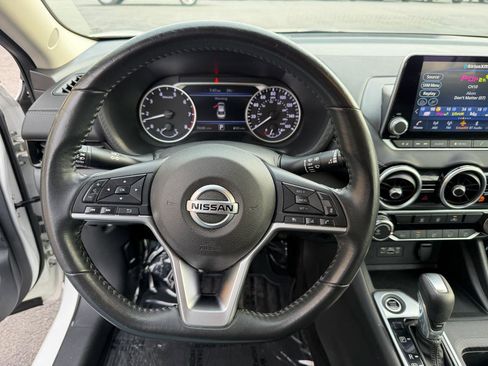 Used 2022 Nissan Sentra SV image 23