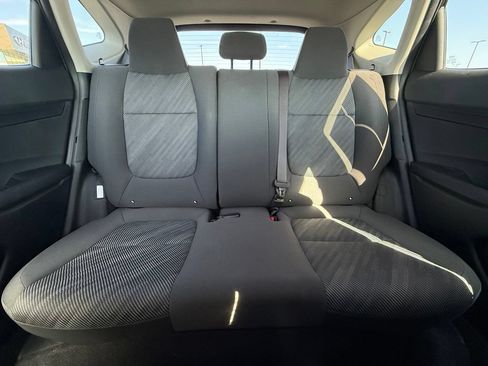 Used 2024 Kia Seltos LX AWD/4WD image 29