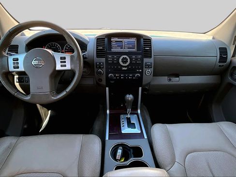 Used 2012 Nissan Pathfinder LE RWD image 16
