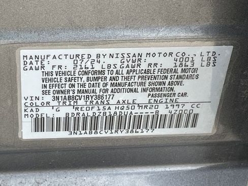 Used 2024 Nissan Sentra SV FWD image 28