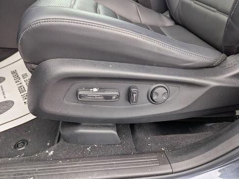 Certified 2023 Honda CR-V EX-L image 11