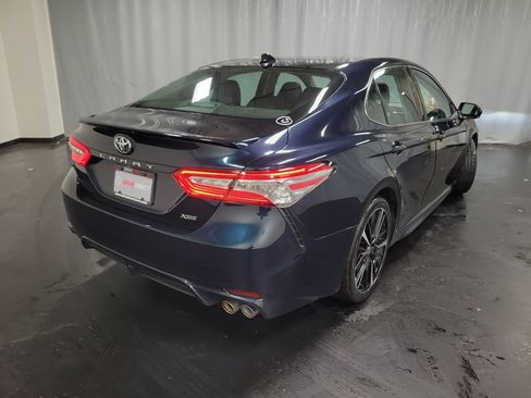 Used 2020 Toyota Camry XSE FWD image 8