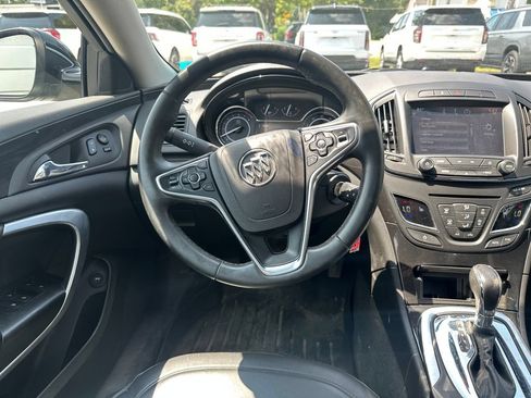 Used 2015 Buick Regal AWD image 14