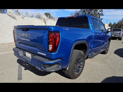 Used 2023 GMC Sierra 1500 Elevation w/ LPO, Elevation Black Package image 5