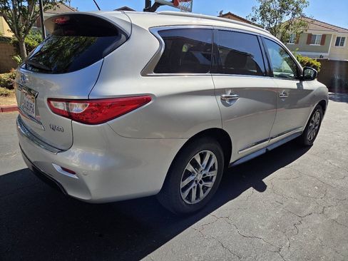 Used 2015 INFINITI QX60 FWD w/ Premium Plus Package image 4