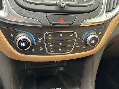 Used 2020 Chevrolet Equinox Premier image 20