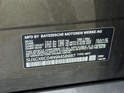 Used 2022 BMW X7 M50i w/ Luxury Seating Package AWD/4WD image 32