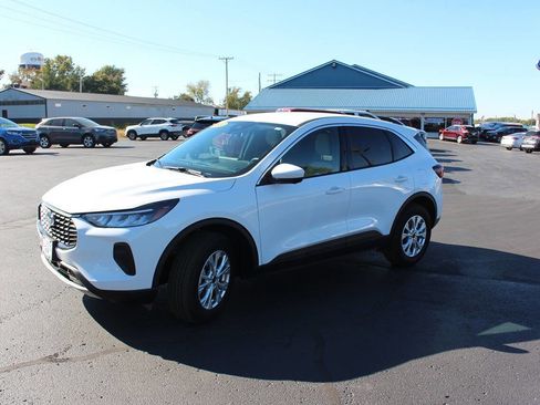 Used 2023 Ford Escape Active w/ Tech Pack #2 image 1