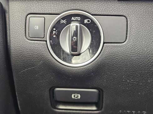 Used 2017 Mercedes-Benz GLS 450 4MATIC image 22