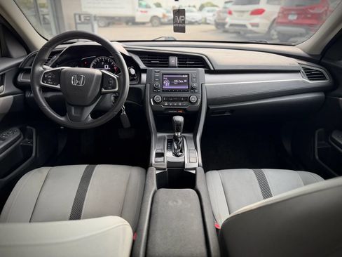 Used 2018 Honda Civic LX image 7