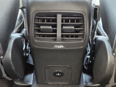 Used 2023 Ford Escape ST-Line w/ Tech Pack #1 FWD image 28
