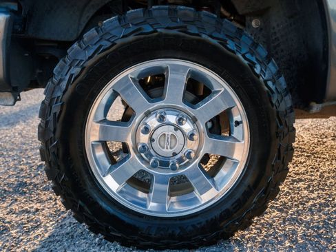 Used 2008 Ford F250 FX4 image 10