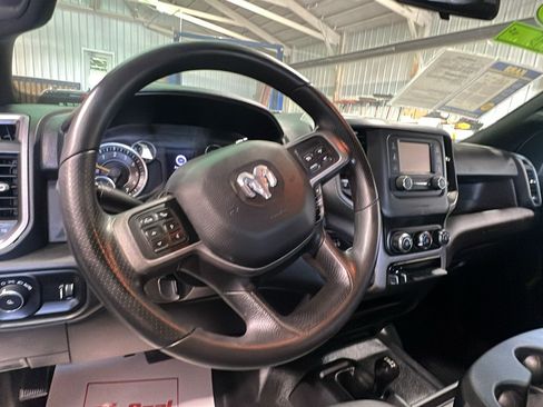 Used 2021 RAM 2500 Tradesman w/ Chrome Appearance Group AWD/4WD image 14