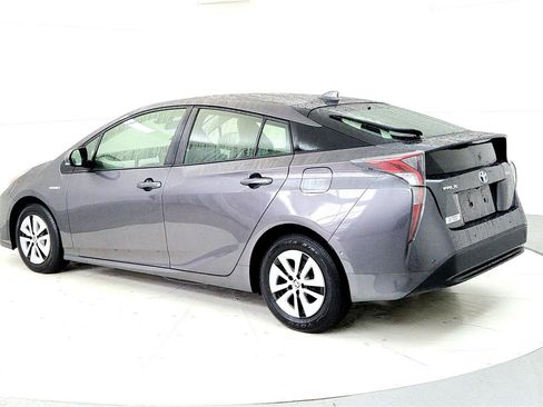 Used 2018 Toyota Prius Two w/ Prius Two Safety Plus Package image 4