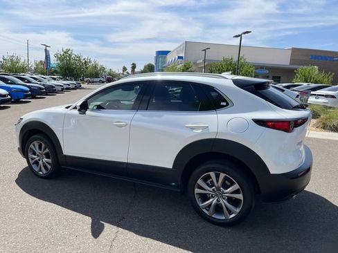 Used 2022 MAZDA CX-30 AWD 2.5 S w/ Premium Package image 4