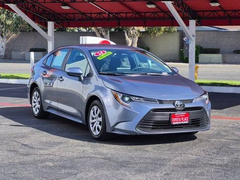 Used 2024 Toyota Corolla LE FWD image 3
