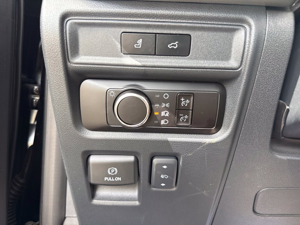Used 2023 Ford Expedition XLT RWD image 33