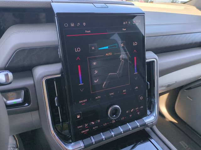 New 2026 GMC Yukon XL Denali w/ Denali Reserve Package AWD/4WD image 23