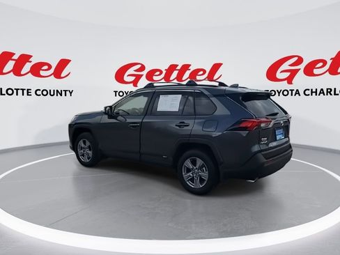 Used 2025 Toyota RAV4 XLE image 6