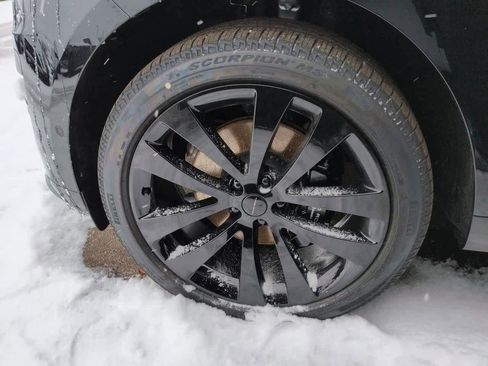 New 2026 Land Rover Range Rover Sport Dynamic SE image 13