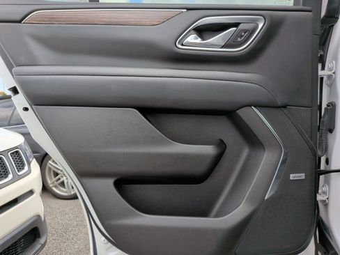 Used 2021 Chevrolet Tahoe High Country AWD/4WD image 24