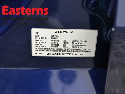 Used 2021 Tesla Model Y Long Range image 34