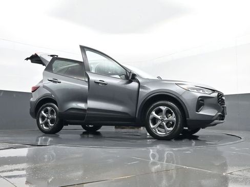 New 2025 Ford Escape ST-Line AWD/4WD image 30