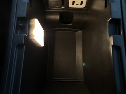 Used 2019 Chevrolet Impala LT image 28