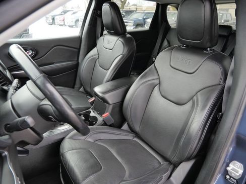 Used 2021 Jeep Cherokee Latitude Lux AWD/4WD image 29