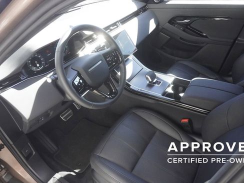 Used 2026 Land Rover Range Rover Evoque Dynamic SE image 18