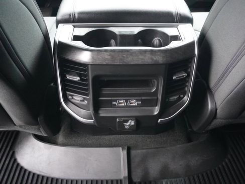 Used 2021 RAM 1500 Big Horn image 35