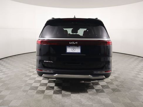 Used 2024 Kia Carnival SX image 6