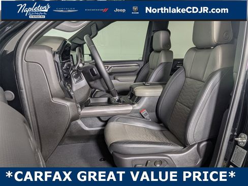 Used 2024 Chevrolet Silverado 2500 ZR2 w/ Technology Package image 11