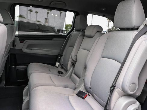 Used 2019 Honda Odyssey EX image 25