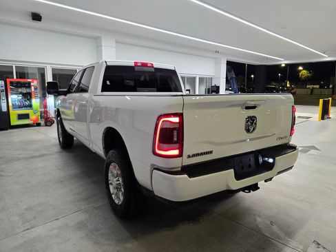 Used 2024 RAM 2500 Laramie w/ Safety Group AWD/4WD image 4