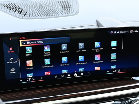 New 2026 BMW X6 xDrive40i w/ Premium Package image 17