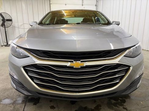 Used 2024 Chevrolet Malibu LT image 2