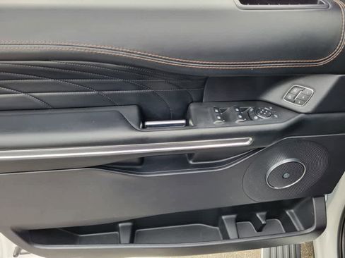 Certified 2020 Ford Expedition Max Platinum AWD/4WD image 18