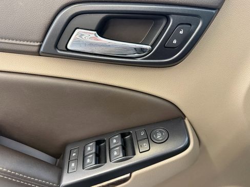 Used 2017 Chevrolet Tahoe LT RWD image 19