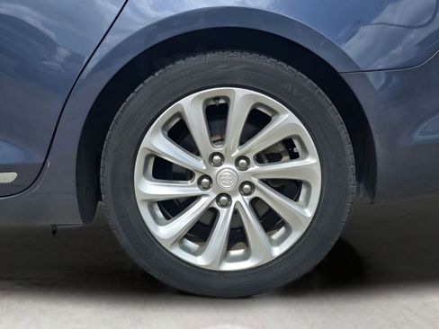 Used 2014 Buick LaCrosse Leather image 26