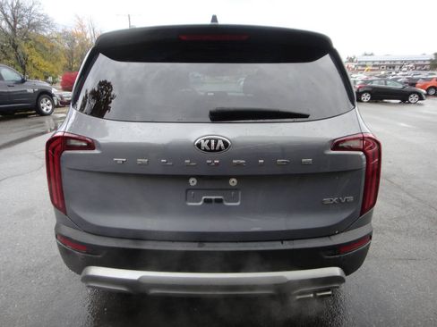 Used 2021 Kia Telluride EX w/ EX Premium Package FWD image 5