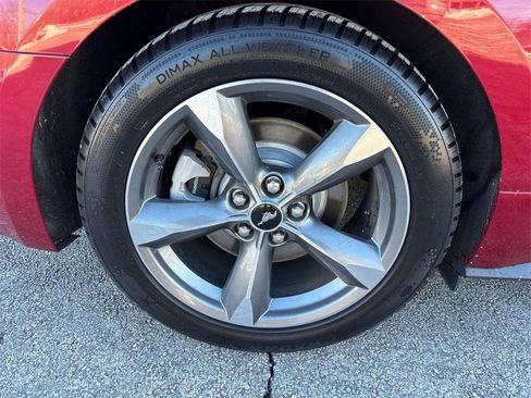 Used 2016 Ford Mustang V6 w/ Equipment Group 051A image 29