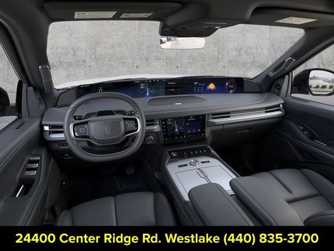 New 2026 Lincoln Navigator Reserve w/ Jet Appearance Package AWD/4WD image 9
